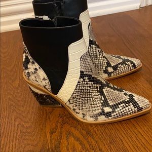 Snake ankle boots sz 7.5